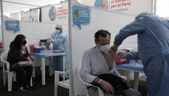 El sábado 10 y domingo 11 de julio se llevó a cabo la primera vacunatón en Lima y Callao. Foto: Jessica Vicente/@photo.gec