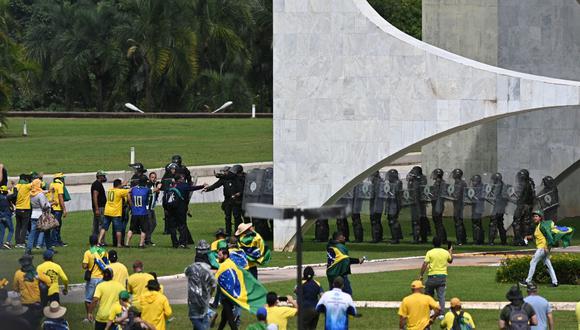 Principales sedes políticas de Brasil fueron tomadas por bolsonaristas. (Agencias)