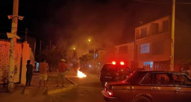 Ica: Vecinos del distrito de Salas salieron a las calles y  protestaron debido a falso rumor que en su zona se instalaría un albergue para pacientes COVID-19.