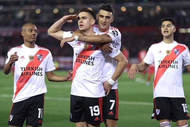 Santos Borré pone el segundo para  River Plate