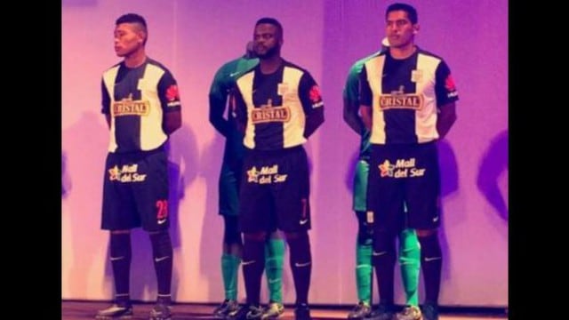 Alianza Lima y su camiseta versión 2016.