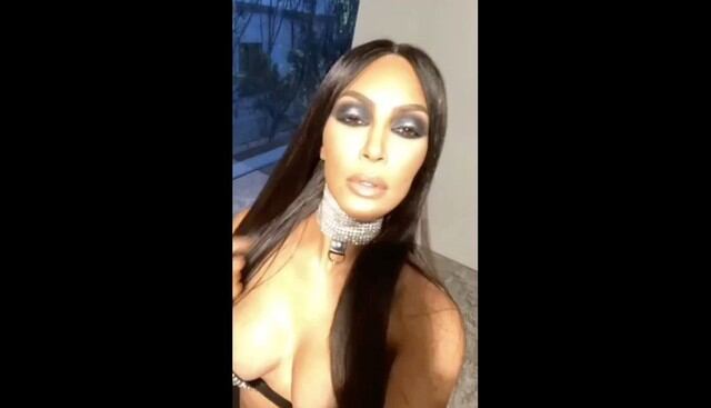 Kim Kardashian como Aaliyah