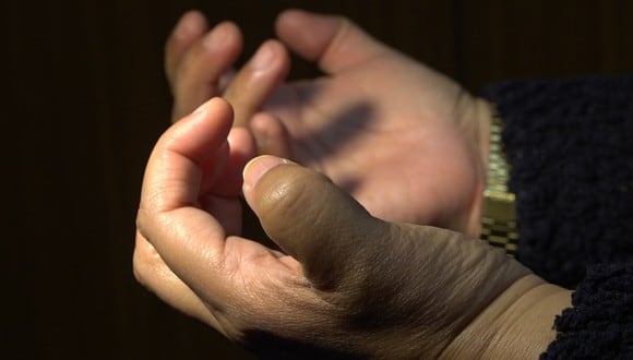 Artritis reumatoide se manifiesta con adormecimientos y hormigueos en las manos (Foto: EsSalud)