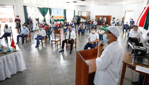 San Martín: gobernador Pedro Bogarín señaló que los nosocomios de su región sí están dotados de equipos y plantas de oxígeno para enfrentar la pandemia. (Foto: Gore San Martín)