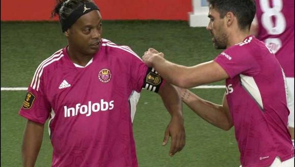 Ronaldinho debuta en Kings League con Porcinos FC. Foto: Captura.