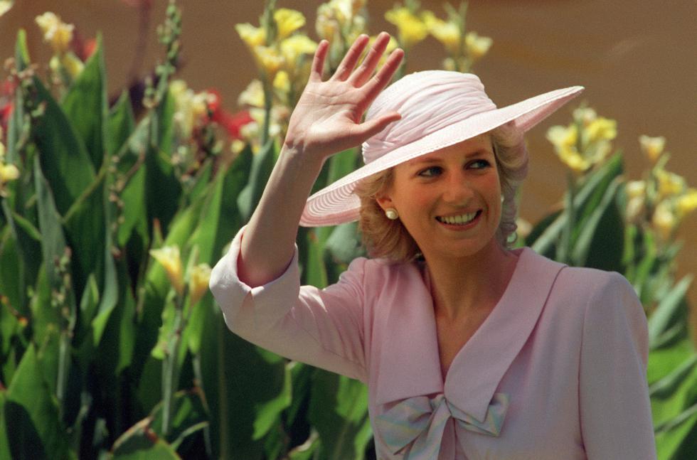 “The Crown”: esta es la actriz que dará vida Lady Di en la ficción de Netflix  (Foto: AFP)