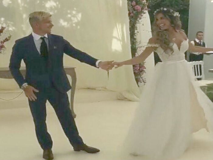 Mario Hart y Korina Rivadeneira se casaron: Mira el romántico baile de la pareja del momento ♥♥♥ [VIDEO y FOTOS]
