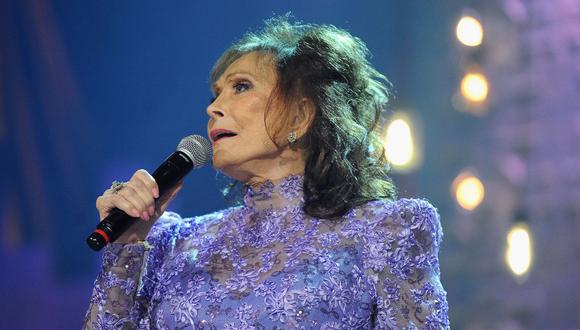 Loretta Lynn, ícono de la música country, falleció a los 90 años. (Foto: Erika Goldring / AFP)