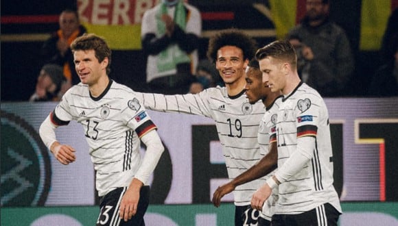 Alemania lució su favoritismo y vapuleó por 9-0 al Liechtenstein con un doblete de Thomas Muller. Foto: Germany Team Twitter