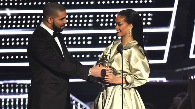 Drake se declaró enamorado de Rihanna en los MTV VMA 2016. Foto: AFP