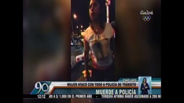 Una mujer mordió a un policía durante una operación en Chiclayo. (Latina)