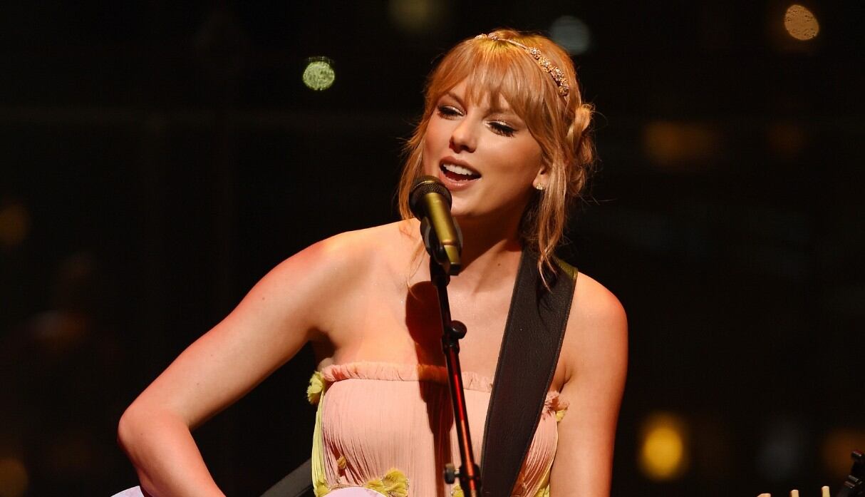Taylor Swift cantó “Delicated” y “Shake it Off” en la gala de la revista Time (Foto: AFP)