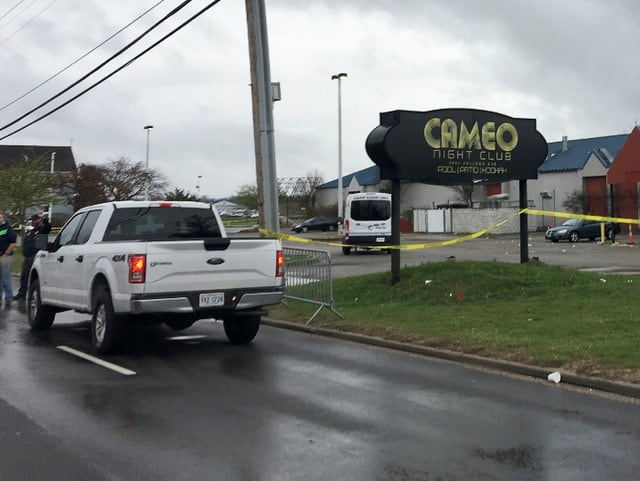 Un muerto y más de una docena de heridos en tiroteo en club nocturno de Ohio. (Reuters)