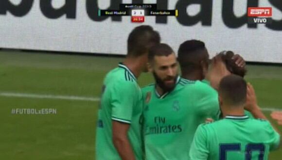 Gol Benzema 2-1 Real Madrid vs. Fenerbahce