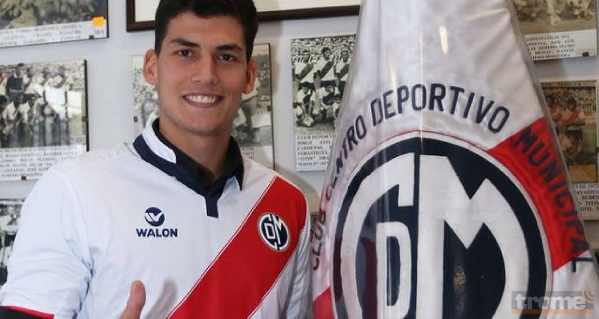 Iván Bulos fue presentado como nuevo jugador de Deportivo Municipal