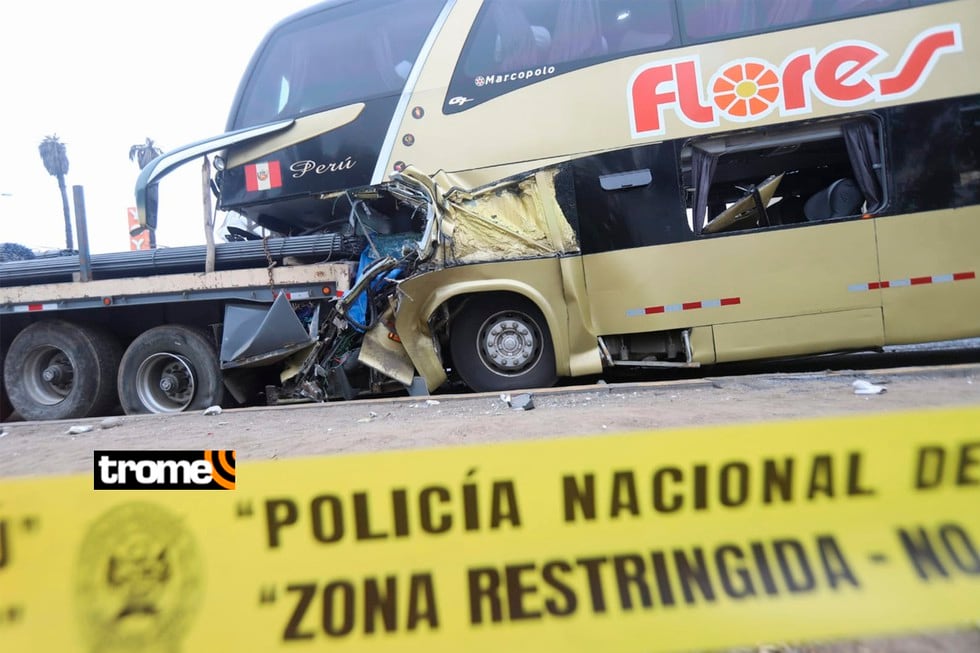 Accidente entre bus interprovincial 'Flores' y tráiler. Foto: Eduardo Cavero/@photo.gec