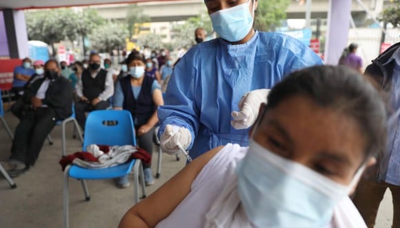 La vacunación contra el coronavirus sigue avanzando a nivel nacional. Ahora se inmunizan a mayores de 5 años. Foto: GEC