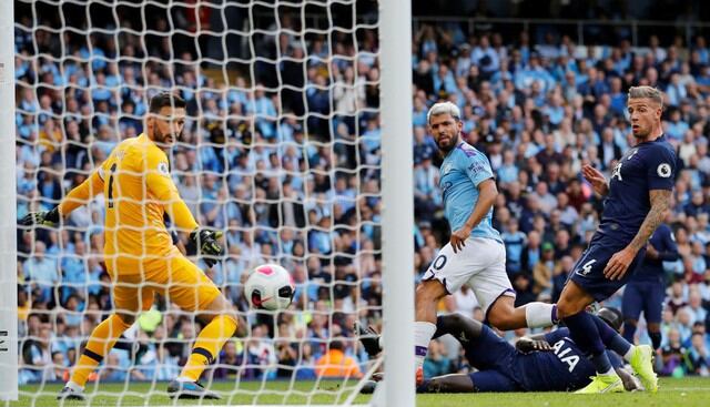 Sergio Agüero anotó el segundo para el Manchester City en el empate ante Tottenham. (Fotos: Agencias)