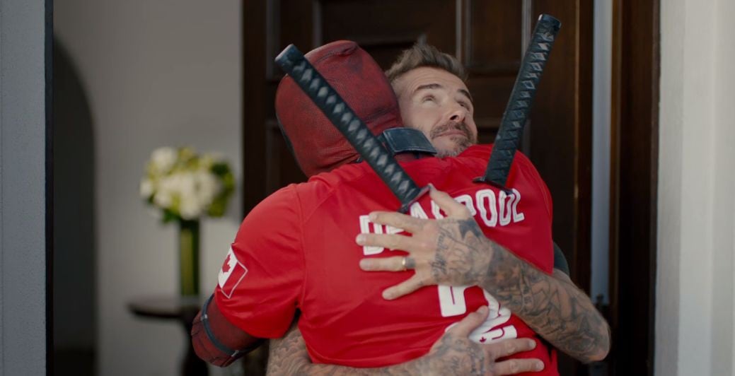 Deadpool le pide perdón a David Beckham por burlarse de él en su película