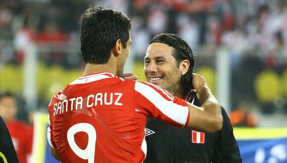 Pizarro y Santa Cruz coincidieron en Bayern Munich. (Foto: GEC)