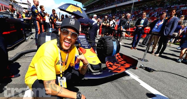 Neymar estuvo de visita en Barcelona para circuito dela Fórmula 1