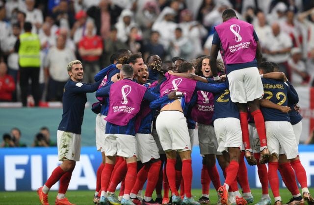 La alegría de la selección de Francia tras clasificación a semifinales del Mundial. (Foto: AFP)
