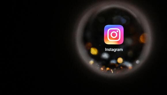 Esta foto muestra el logotipo de Instagram de la red social estadounidense en la pantalla de un teléfono inteligente. (Foto: Kirill KUDRYAVTSEV / AFP)