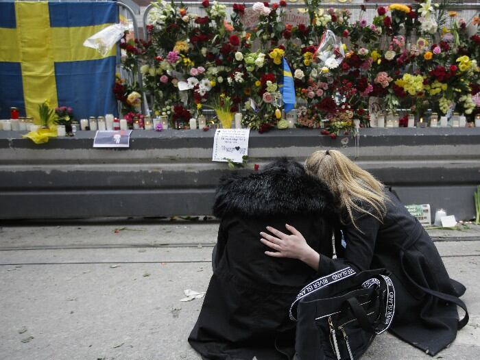 Suecia detiene a un sospechoso del ataque con un camión