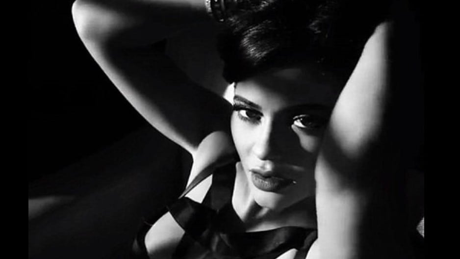 Kylie Jenner derrocha sensualidad en un video publicado en su sitio web. Foto: thekyliejenner.com