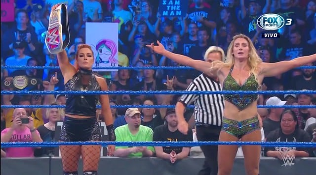 Charlotte y Becky Lynch hicieron una combinación explosiva. (Captura Fox Sports 3)