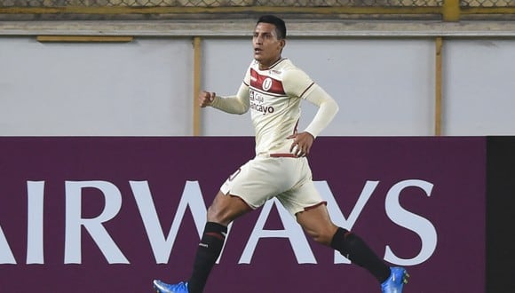 Alex Valera tiene 2 goles en 4 partidos como titular en Universitario el 2021. (Foto: AFP)