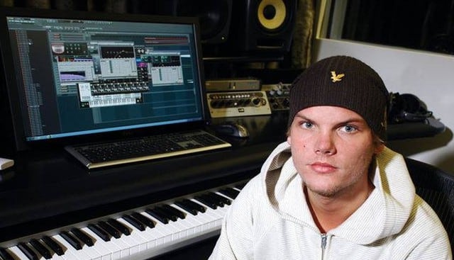 DJ sueco Avicii fue hallado muerto en Omán en extrañas circunstancias. (Foto: Facebook)