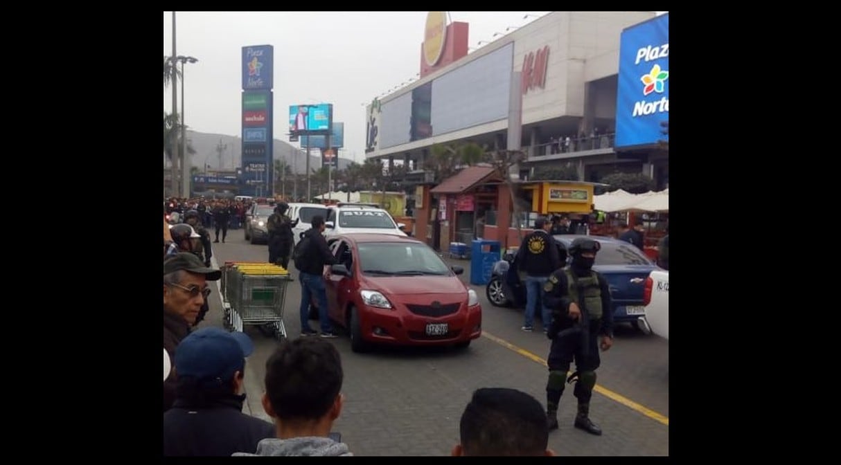 Delincuentes desataron el terror en el interior del Centro Comercial Plaza Norte