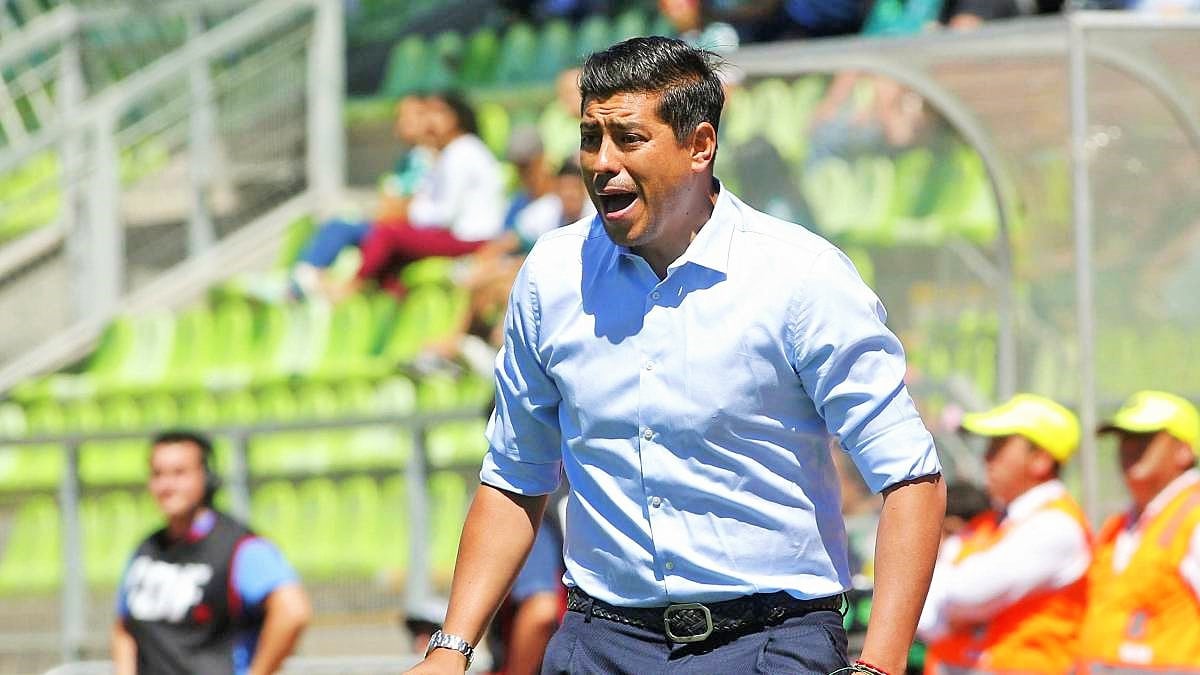 Nicolás Córdova no es más entrenador de Universitario de Deportes