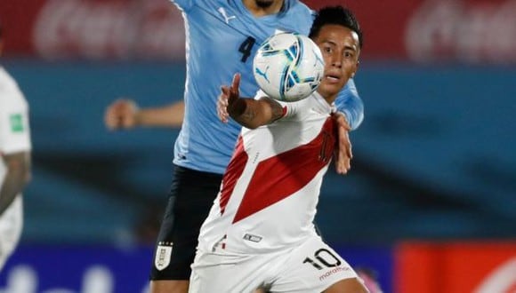 Christian Cueva comentó sobre la polémica que marcó el Perú vs. Uruguay. (Foto: EFE)