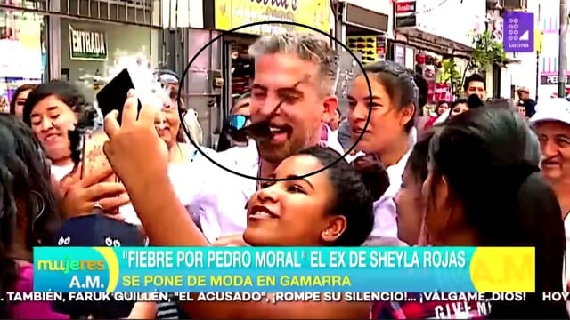Pedro Moral recibió un botellazo cuando paseaba por las calles de Gamarra. (Video: Latina)