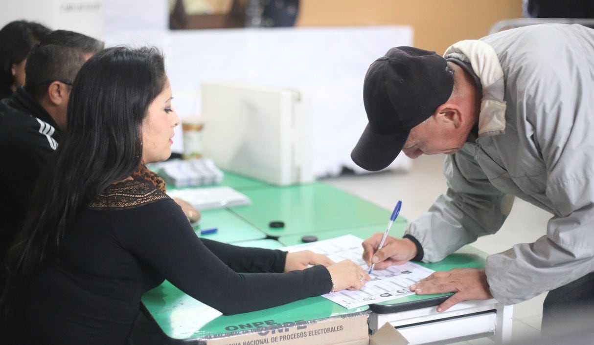 La Oficina Nacional de Procesos Electorales (ONPE) darà a conocer los resultados de las Elecciones Municipales y provinciales.