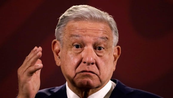 Andrés Manuel López Obrador fue declarado persona non-grata por el Congreso, en medio de una sesión accidentada.