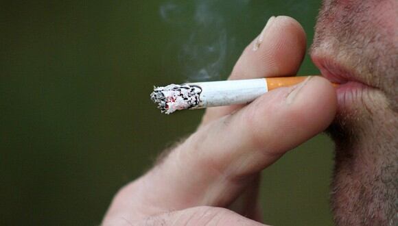 Fumar deteriora la función pulmonar y las defensas naturales de los pulmones. (Pixabay)