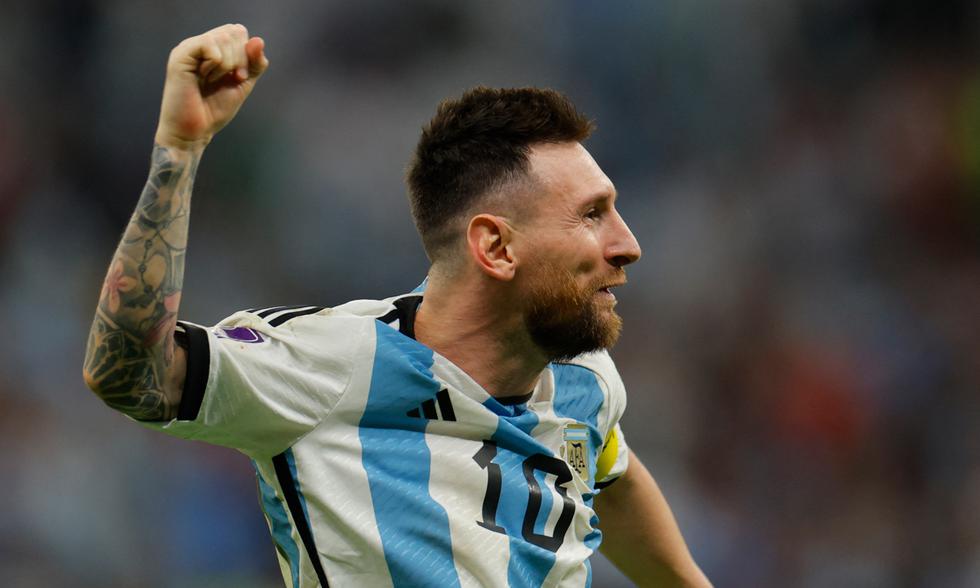 Argentina celebró tras clasificar a las semifinales del Mundial de Qatar 2022. (Foto: AFP).