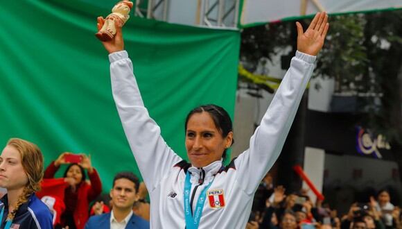 Gladys Tejeda fue la primera en obtener una medalla de oro para el Perú. (Foto: Andina)