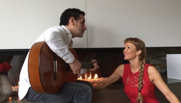 San Valentín: Juan Diego Flórez y su esposa enamoran (literalmente) al cantar juntos
