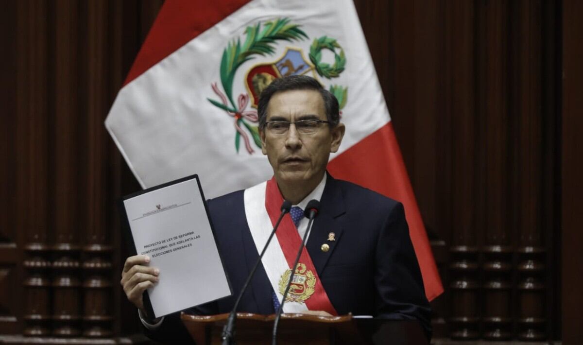 Martín Vizcarra: Rostro y gestos del presidente que marcarán la historia del Perú tras Mensaje a la Nación