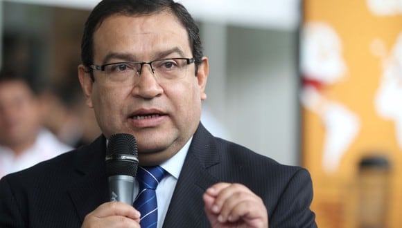 Ministro de Defensa, Alberto Otárola, insta a la calma frente a las protestas en diversas regiones del país. Foto: Andina