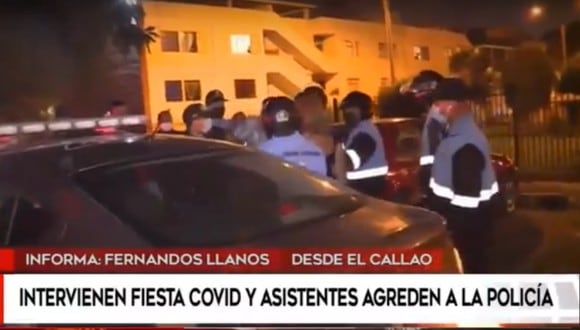Intervienen fiesta COVID-19 en el Callao. Asistentes se resistieron a ser detenidos. Foto: captura América Noticias