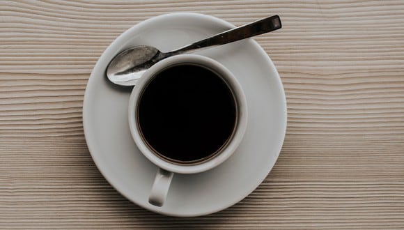 ¿Por qué no deberías tomar café nada más al despertarte? (Foto: Pexels)