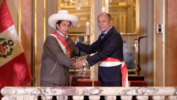 El presidente Pedro Castillo y el exministro Juan Silva son investigados por la Fiscalía de la Nación. (Foto: Presidencia)
