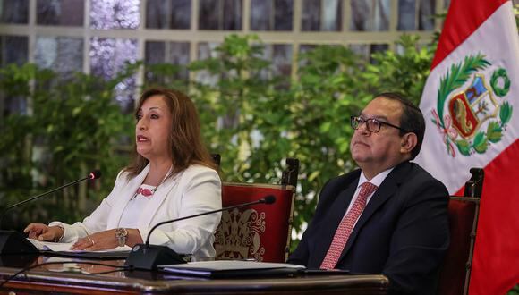 Dina Boluarte y Alberto Otárola presentaron logros del Gobierno en estos seis meses y cuestionaron la corrupción de la gestión de Pedro Castillo. (Foto: Presidencia del Perú)