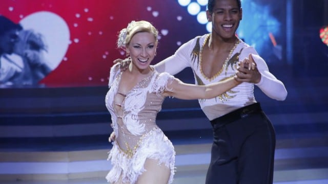 Belén Estevez dio cátedra de baile y venció a Rosángela Espinoza en 'Reyes del show'