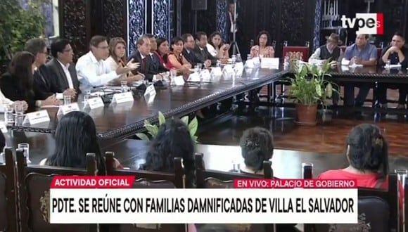 La reunión entre el presidente Martín Vizcarra y afectados por tragedia en VES se realiza en Palacio de Gobierno, junto al Consejo de Ministros. (Captura: TV Peru)